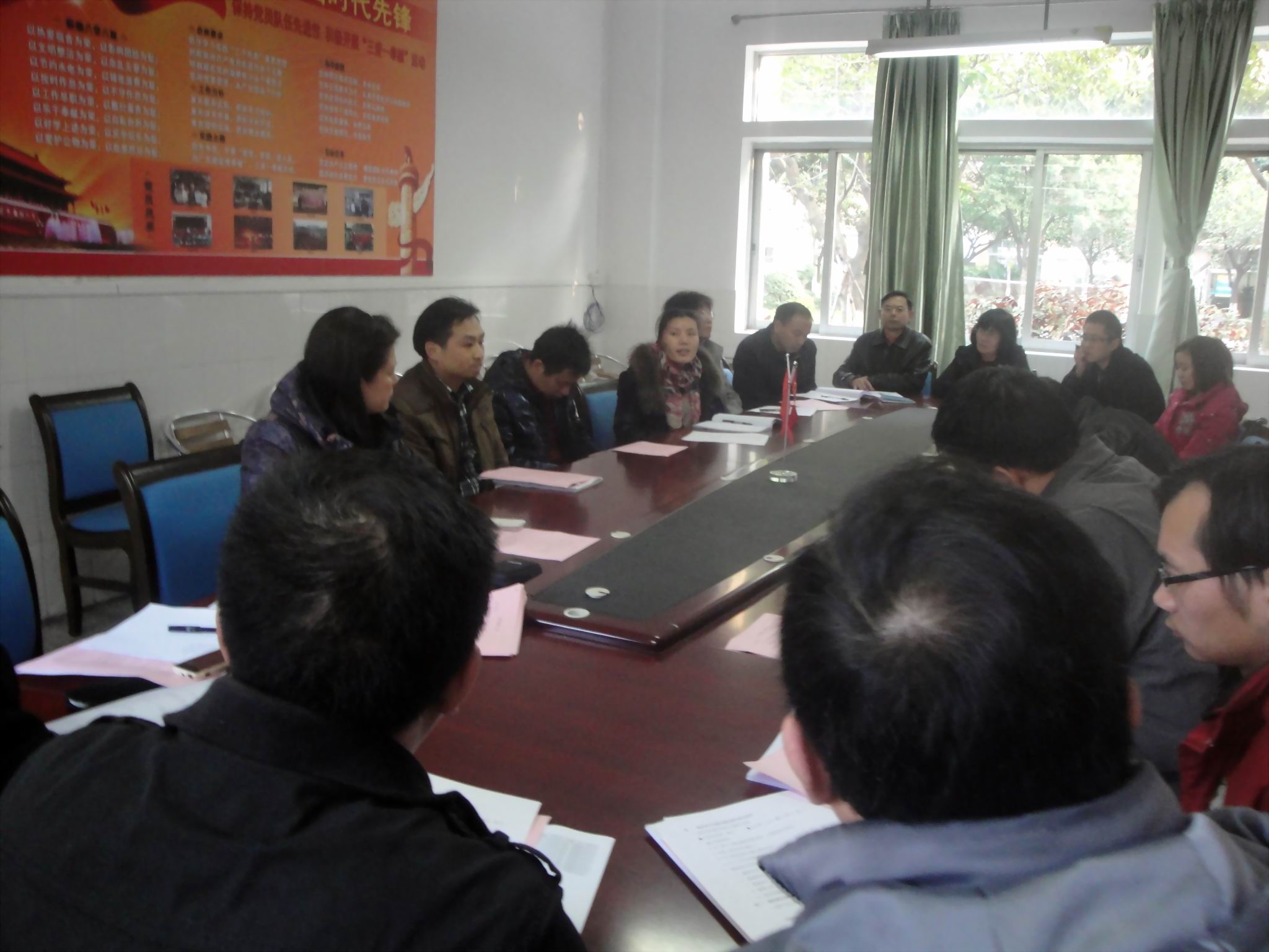 陈理玫书记主持班导师座谈会