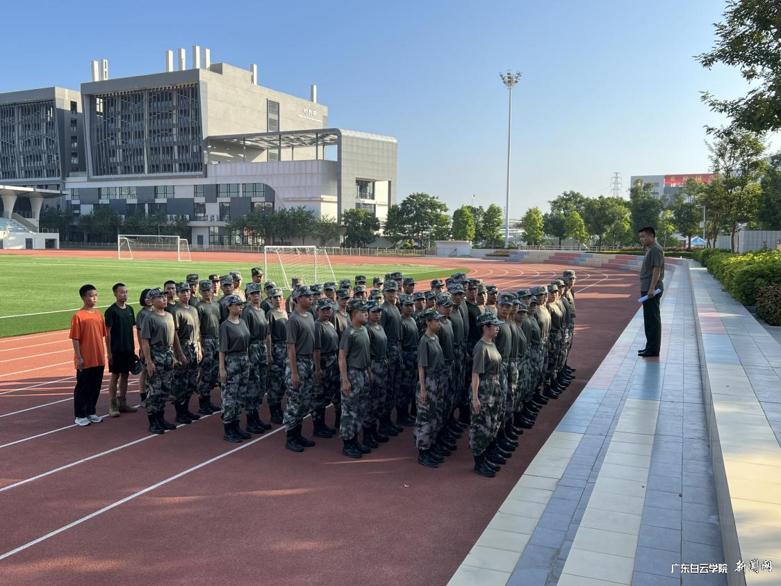 党委武装部副部长胡继部署具体工作.png 党委武装部副部长胡继部署具体工作.png