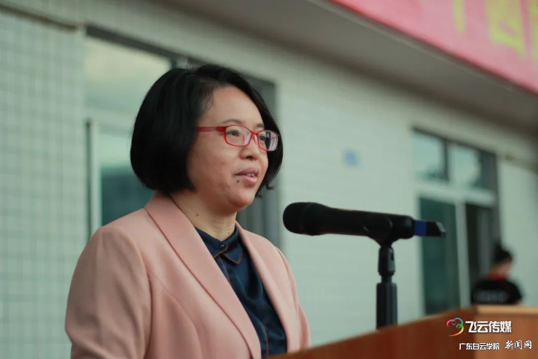 副校.jpg 副校.jpg