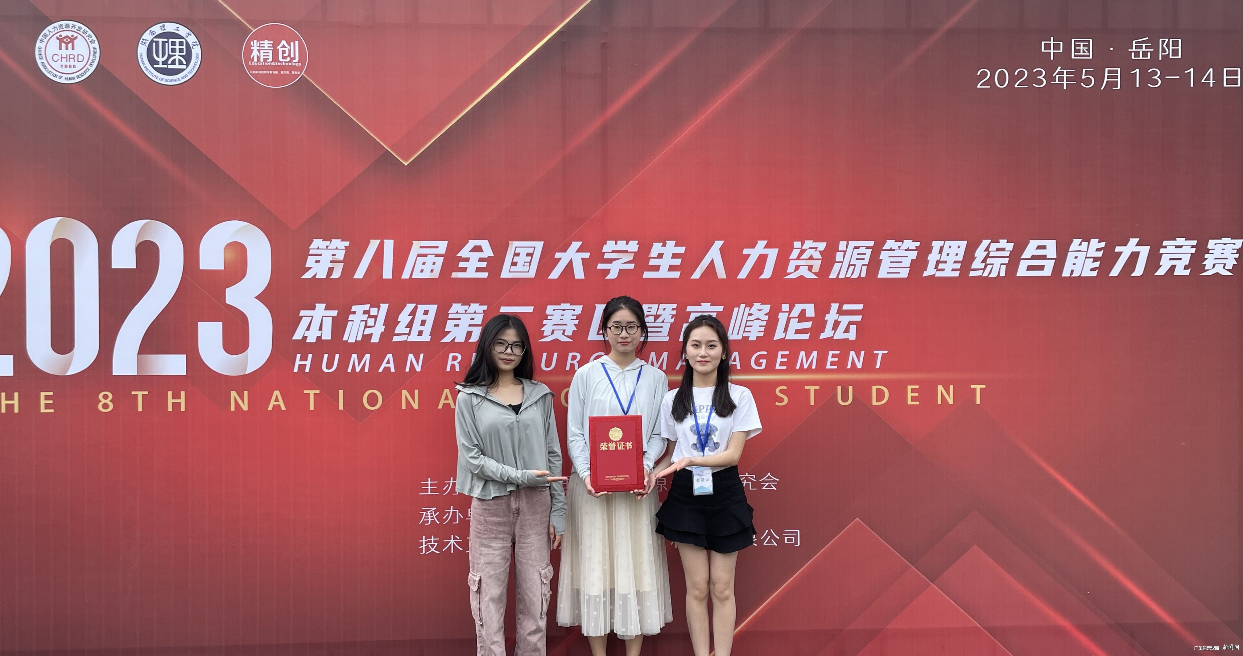 _X9~J(GMBKG_))QNU2B63)5.jpg _X9~J(GMBKG_))QNU2B63)5.jpg