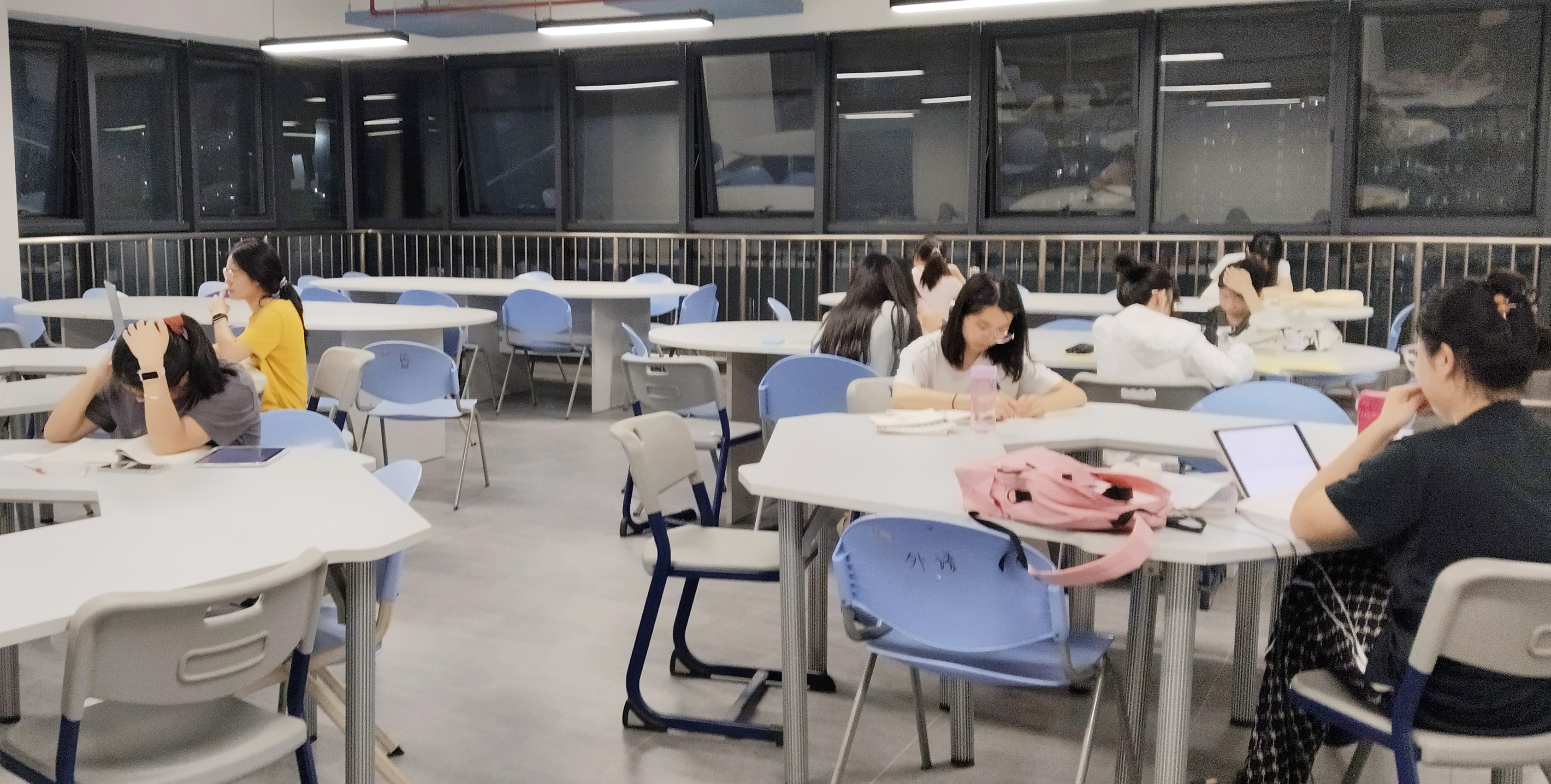 图片 3.png 图片 3.png