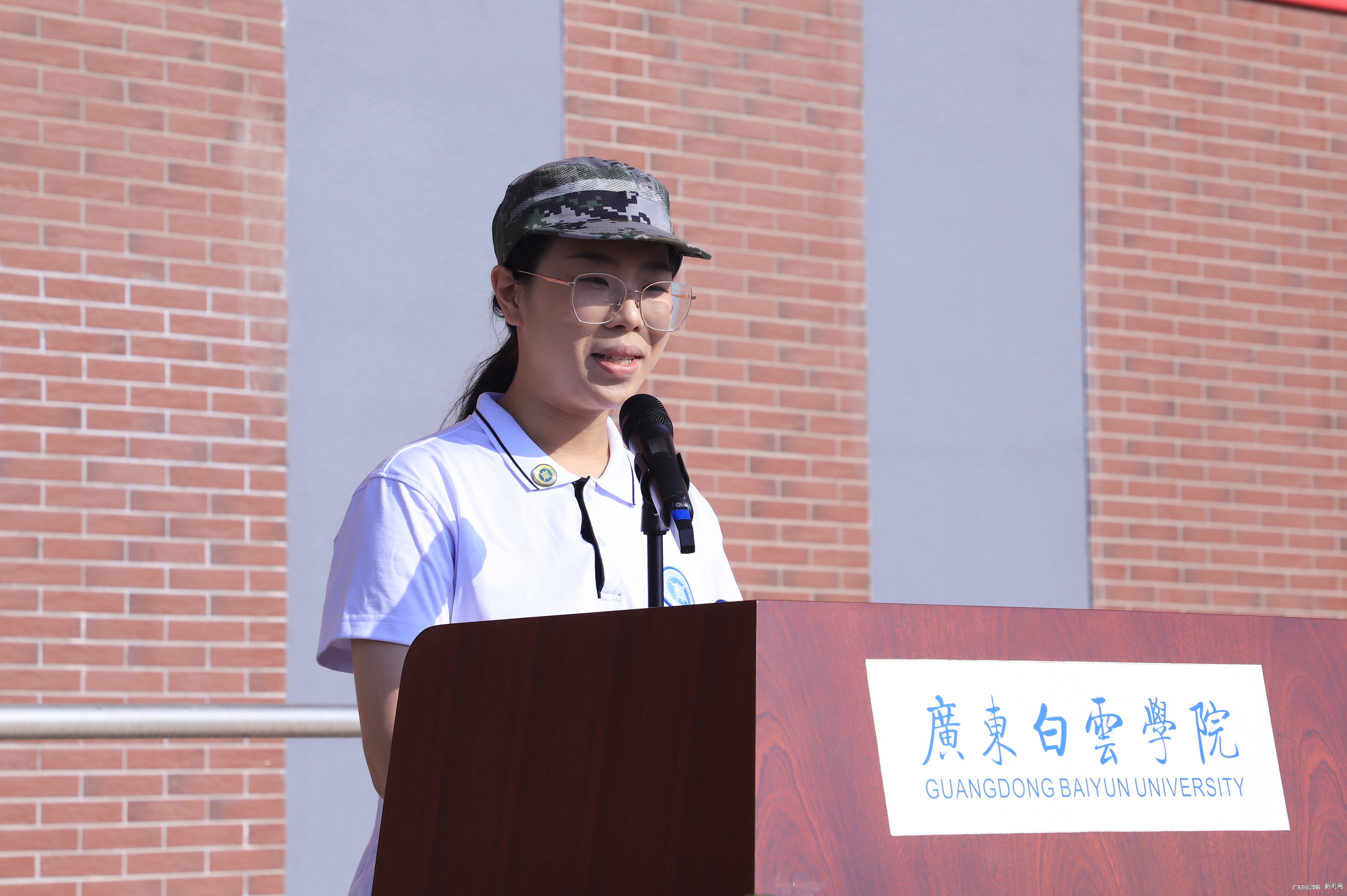 北校区新生代表阳紫悦发言.jpg 北校区新生代表阳紫悦发言.jpg